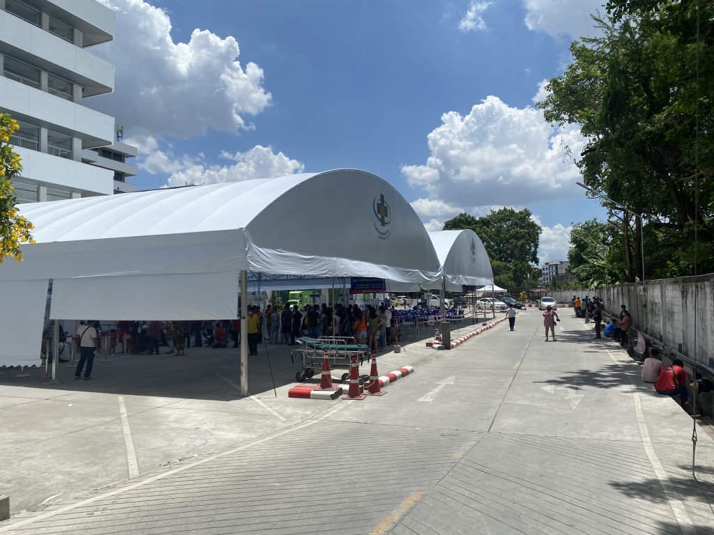 เต๊นขาว จุดตรวจโควิด โรงพยาบาลสมุทรปราการ Covid Test Samutprakarn Hospital